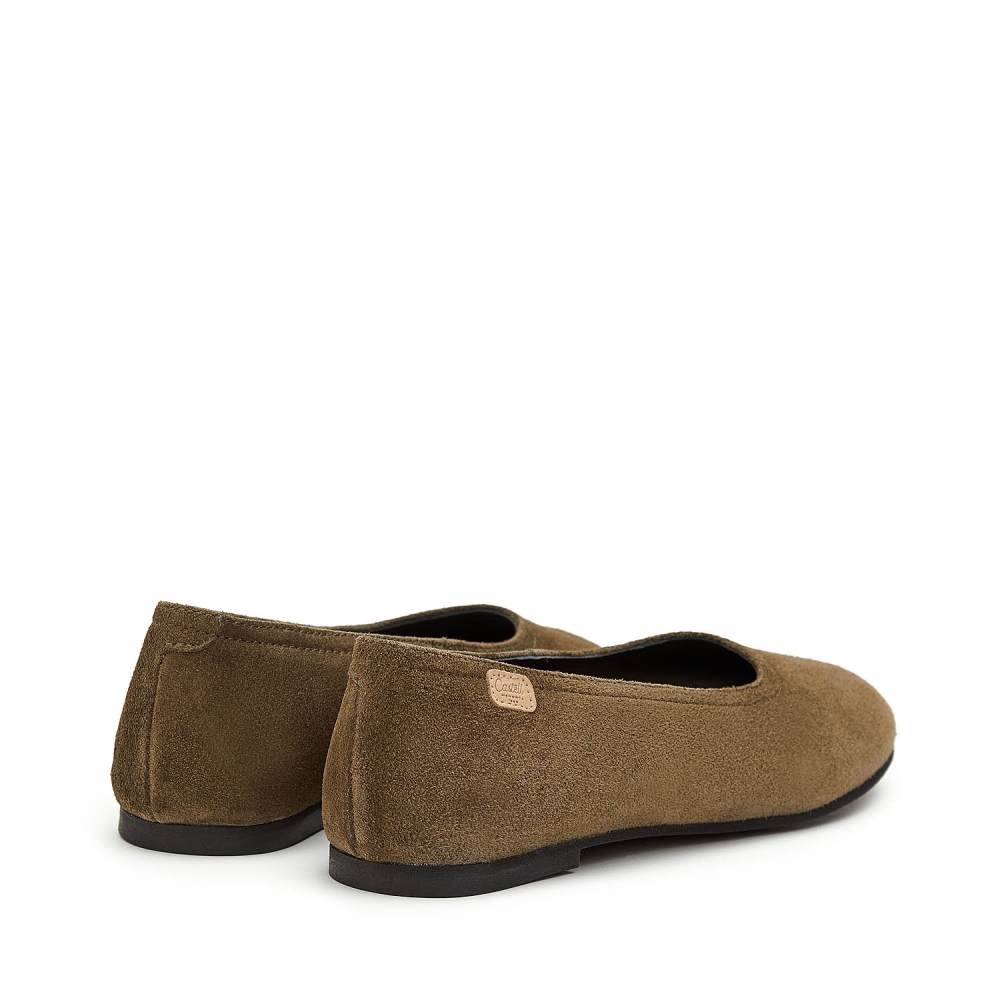 2726 Ballarina Verda