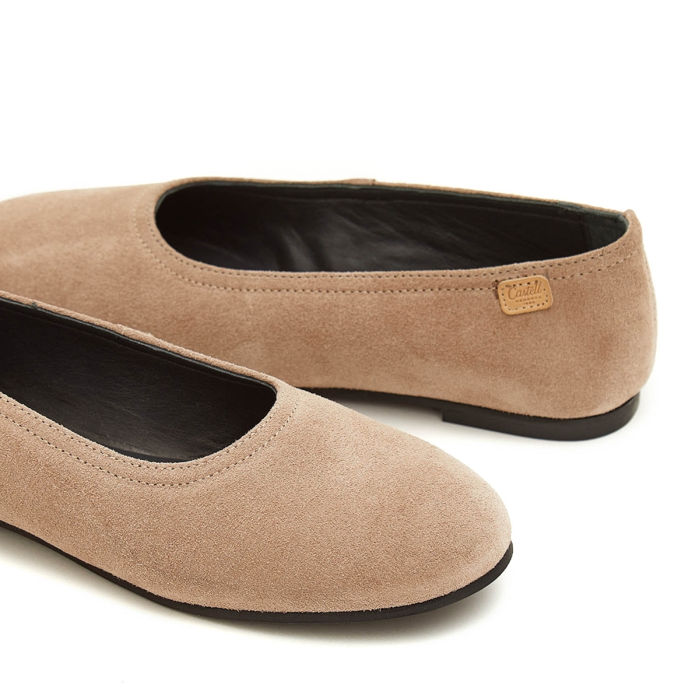 2726 Beige Ballerina