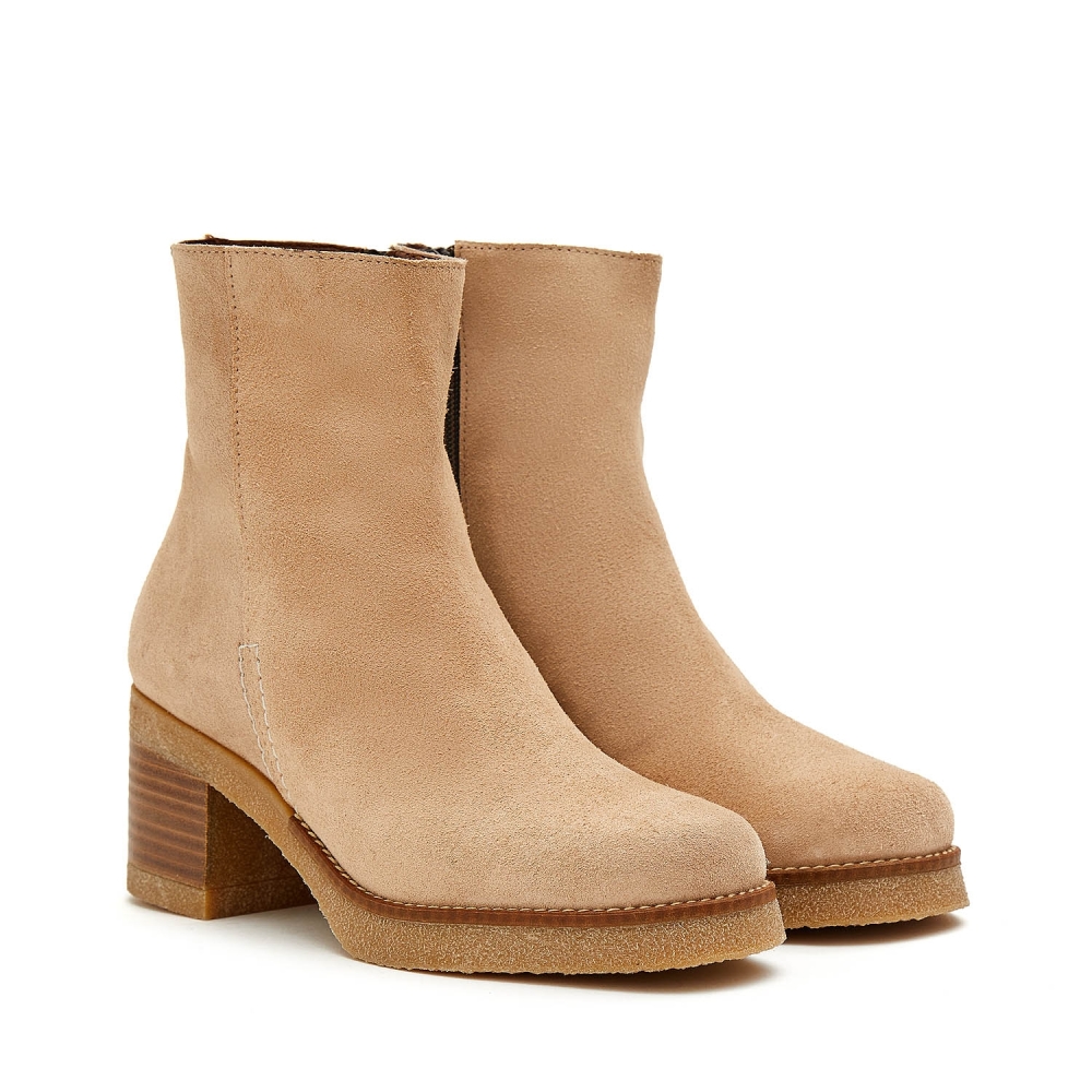2656 Beige Heeled Bootie