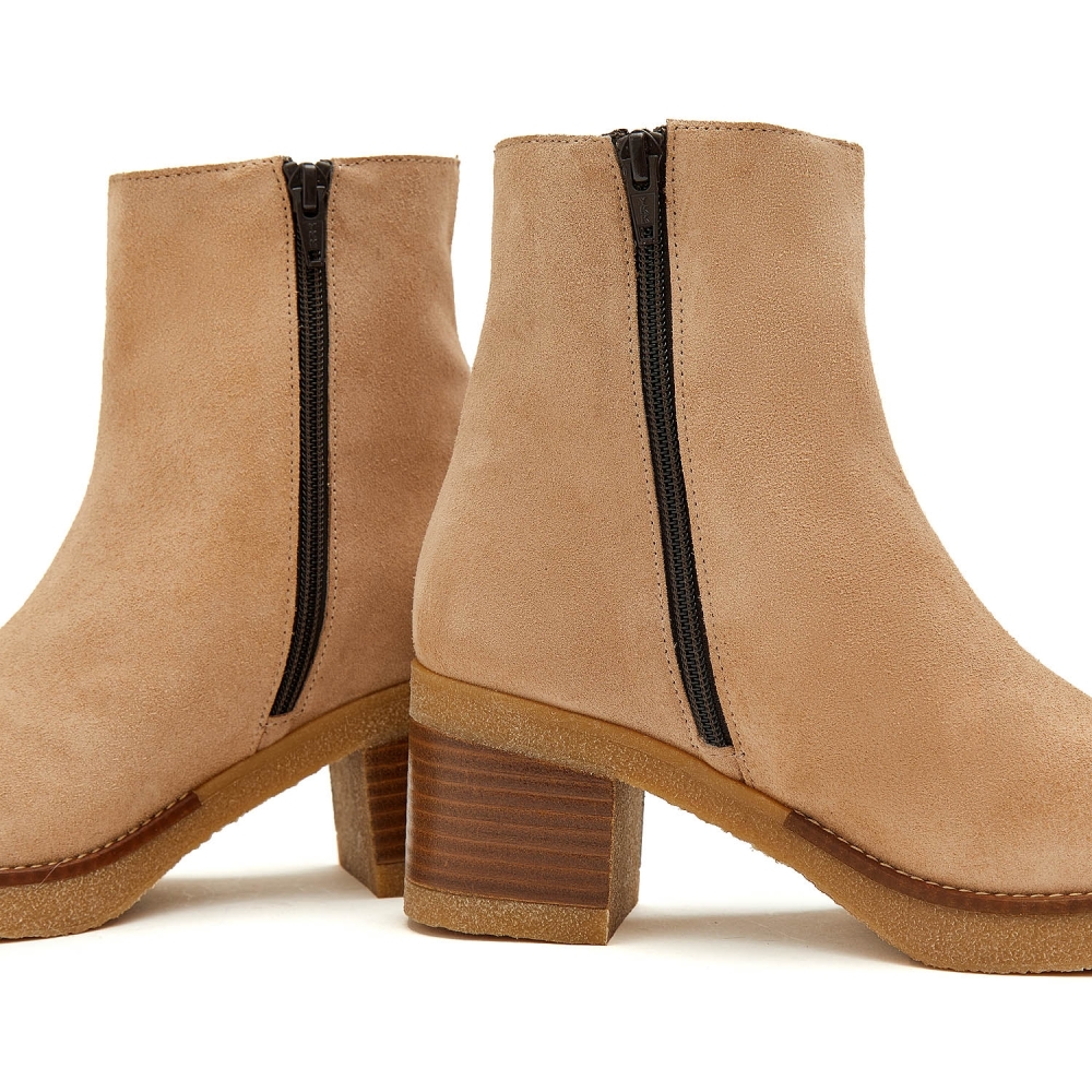 2656 Beige Heeled Bootie