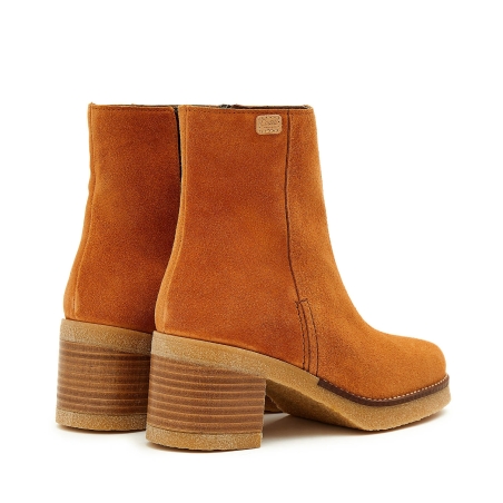 2656 Brick Heeled Bootie