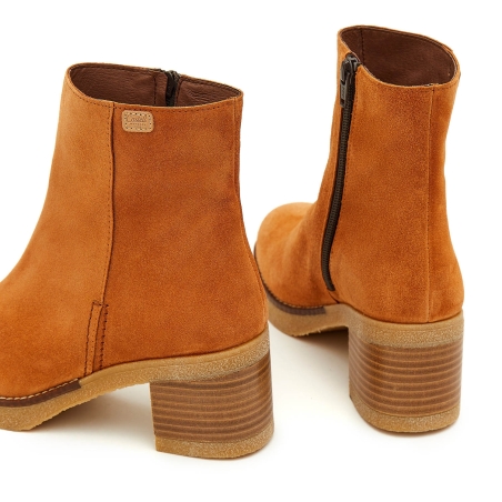 2656 Brick Heeled Bootie