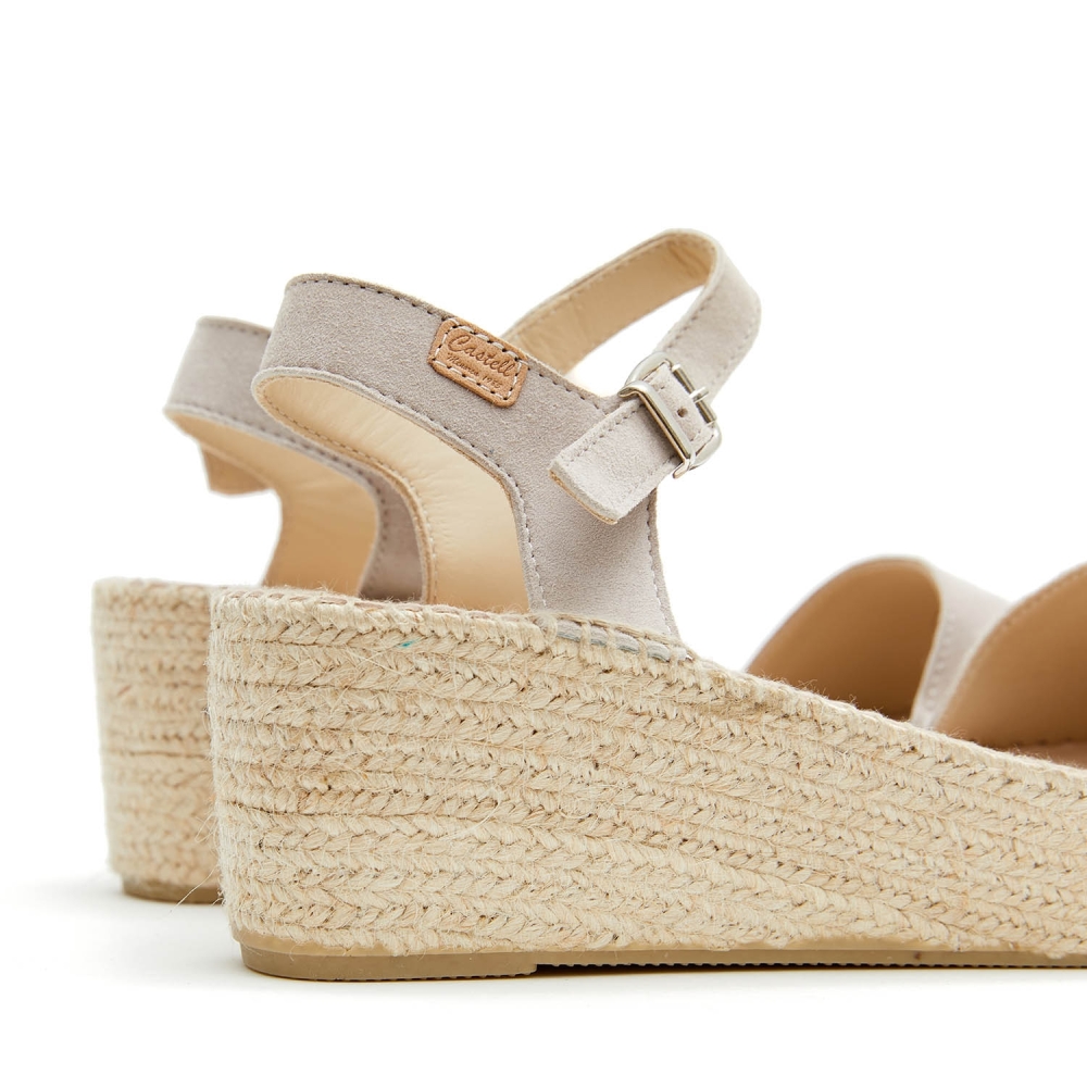 2463 Vico Yuta Suede