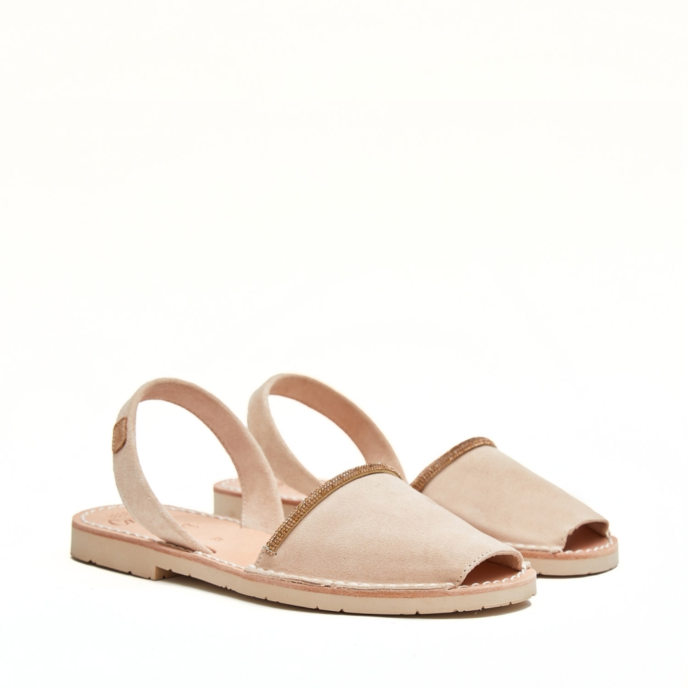 2709 Iker Shiny Lace