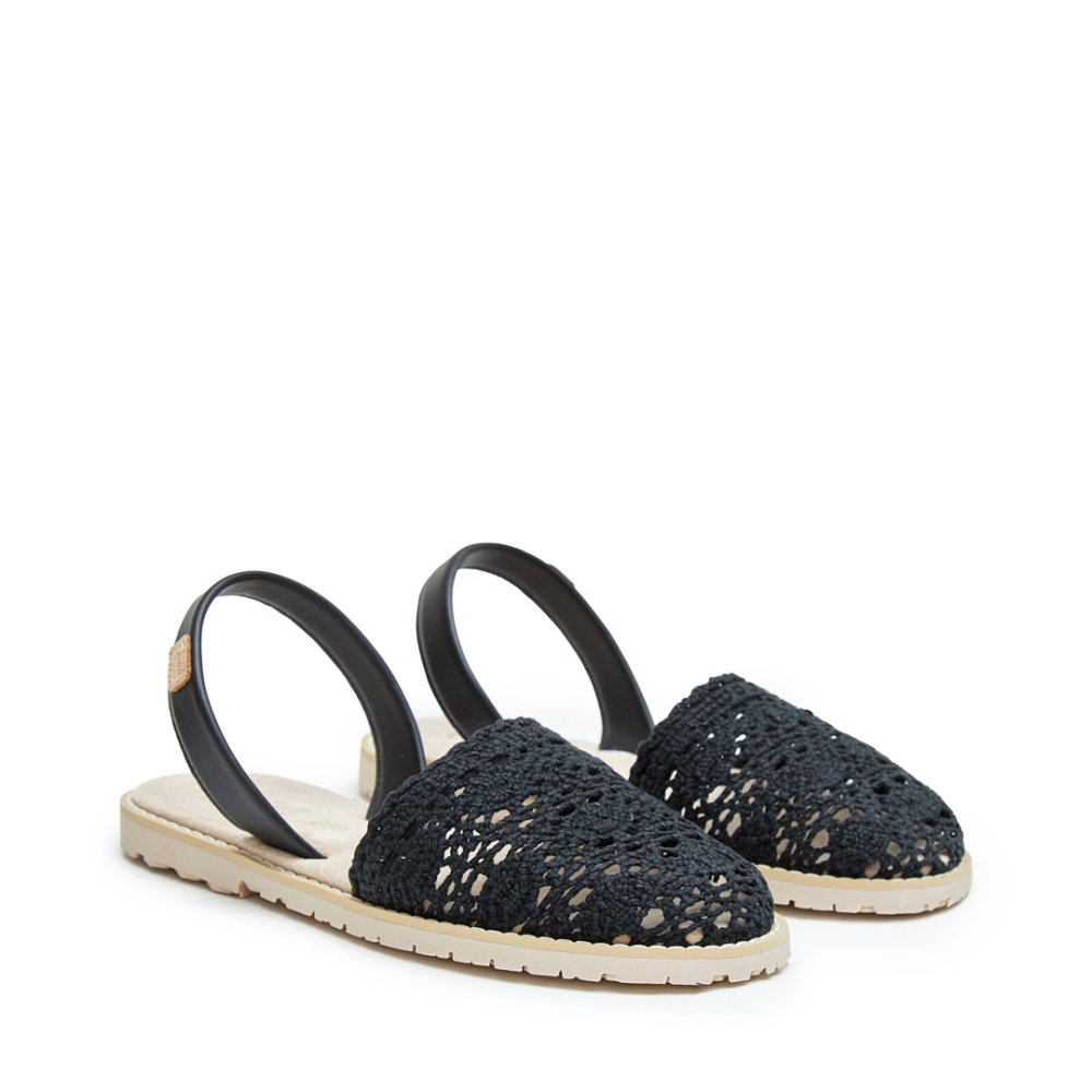 2658 2  Madona Crochet 